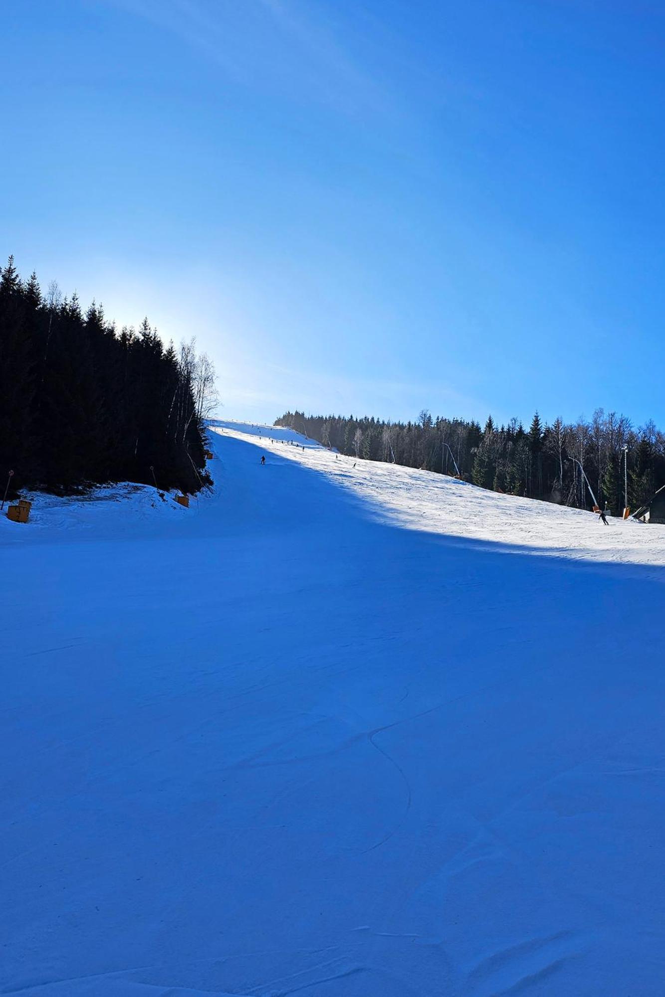 Enjoyharrachov: Sunny Studio with Mountain Views and Entertainment Exterior photo